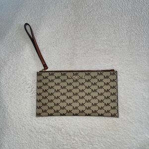 Michael Kors Clutch Wristlet